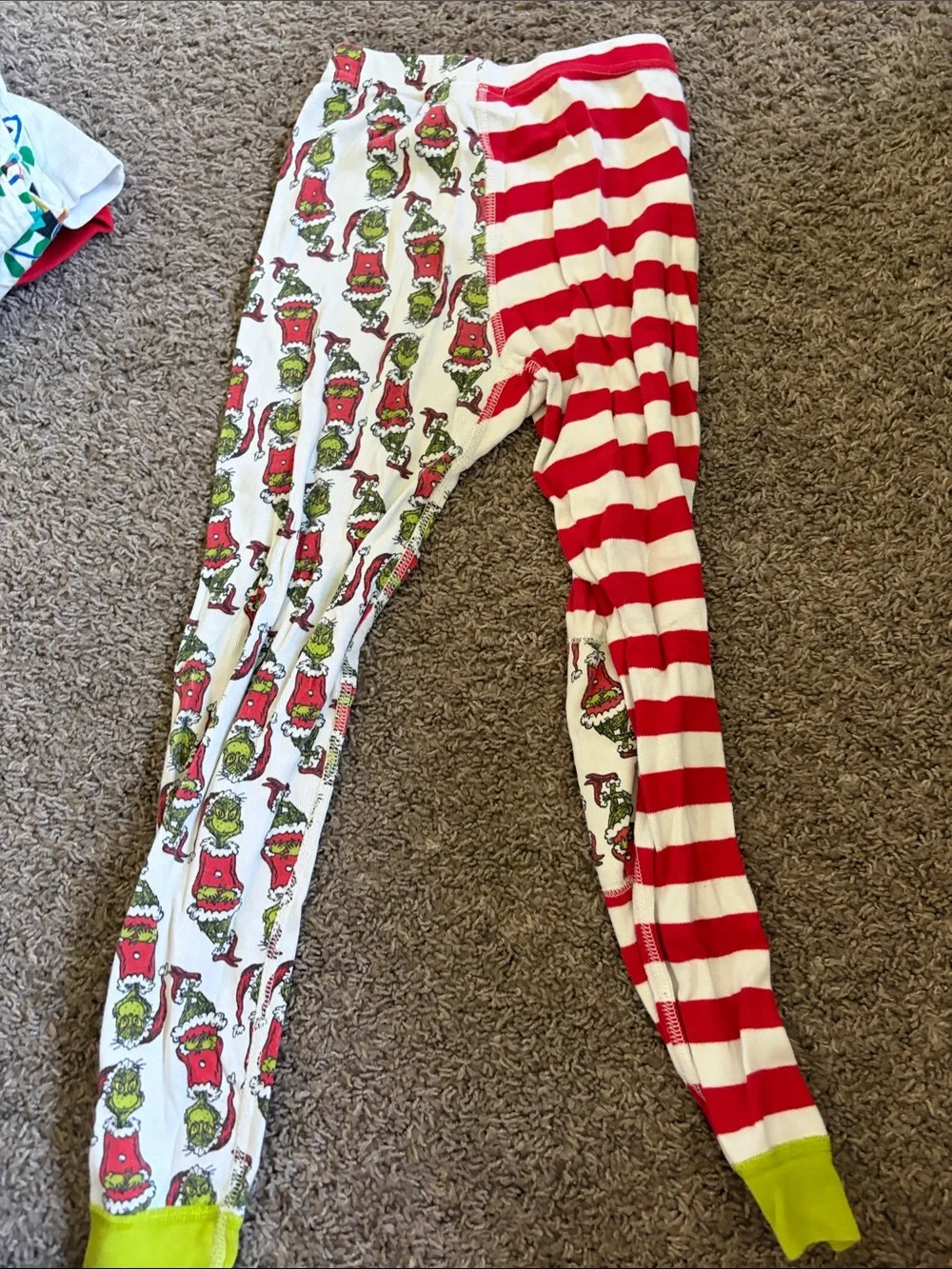Hanna Andersson Red & Green Grinch Print Kids Pajama Set